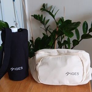 Iges Fanny Pack and Bottle Bag NWOT